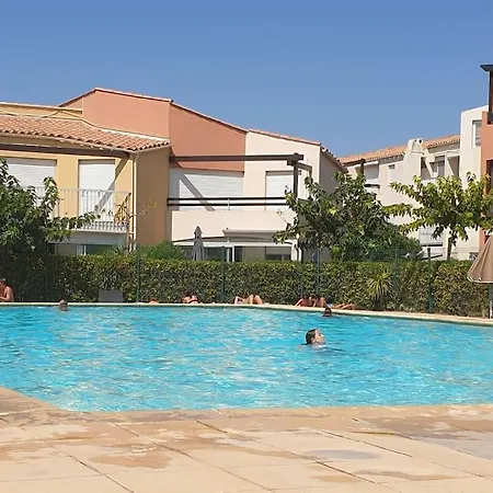 Un Inclus De Charme En Front De Apartment *